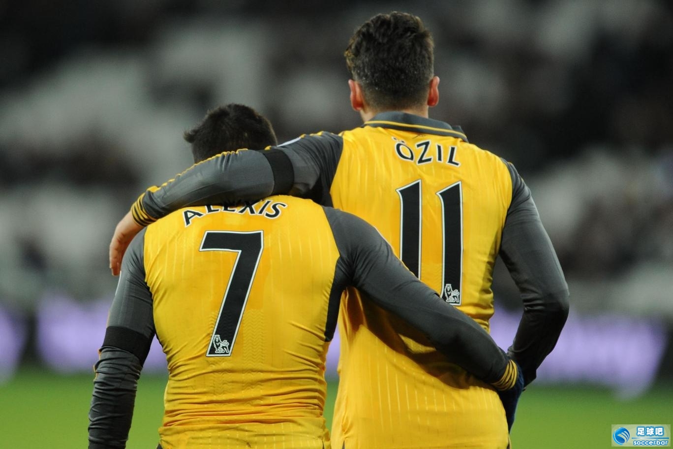 阿森纳轻取多特蒙德，范戴克扛起全队