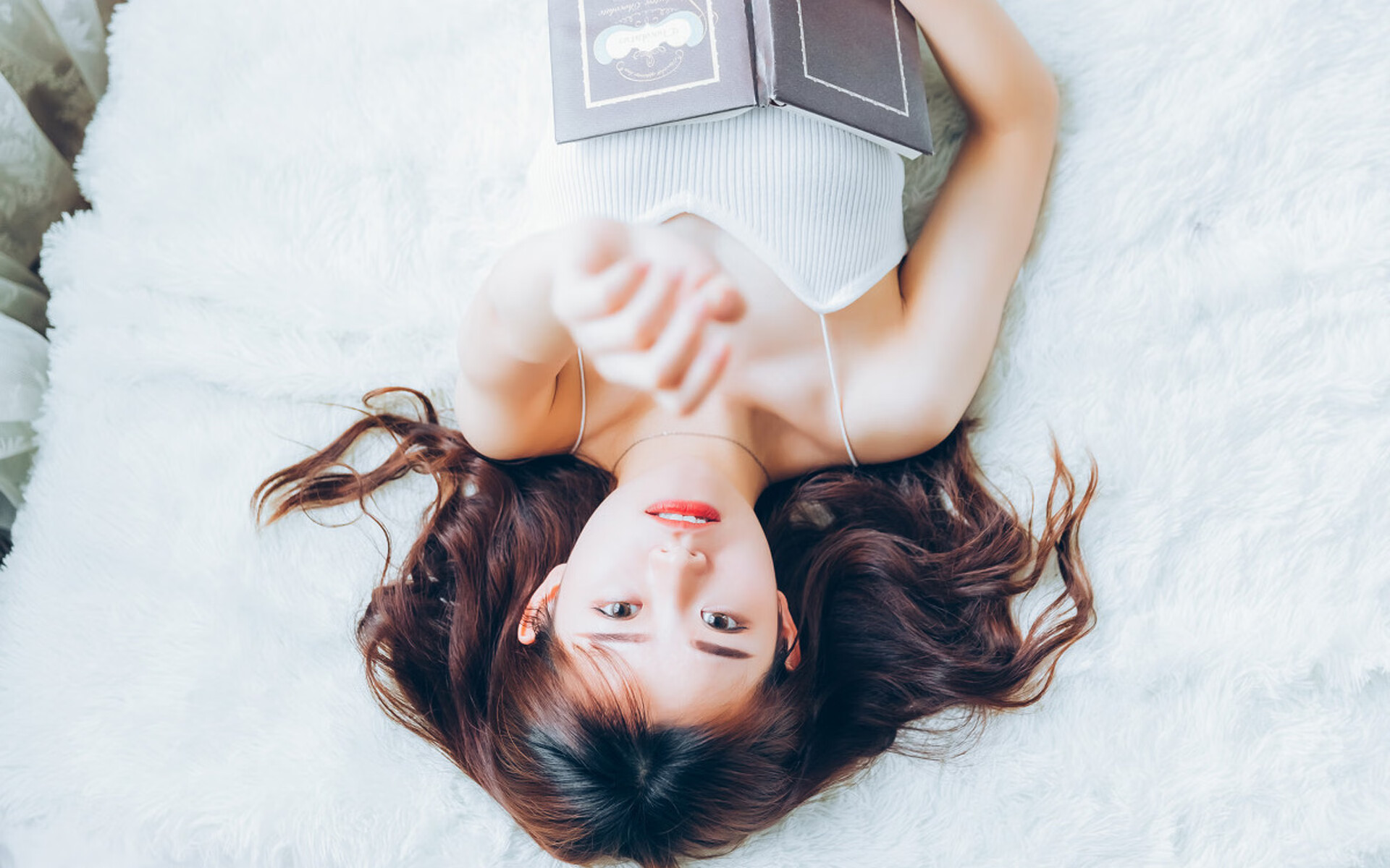 米兰左翼梦回巅峰,阿什拉夫一记穿透时光的助攻,刺破斯坦福桥的钢铁防线