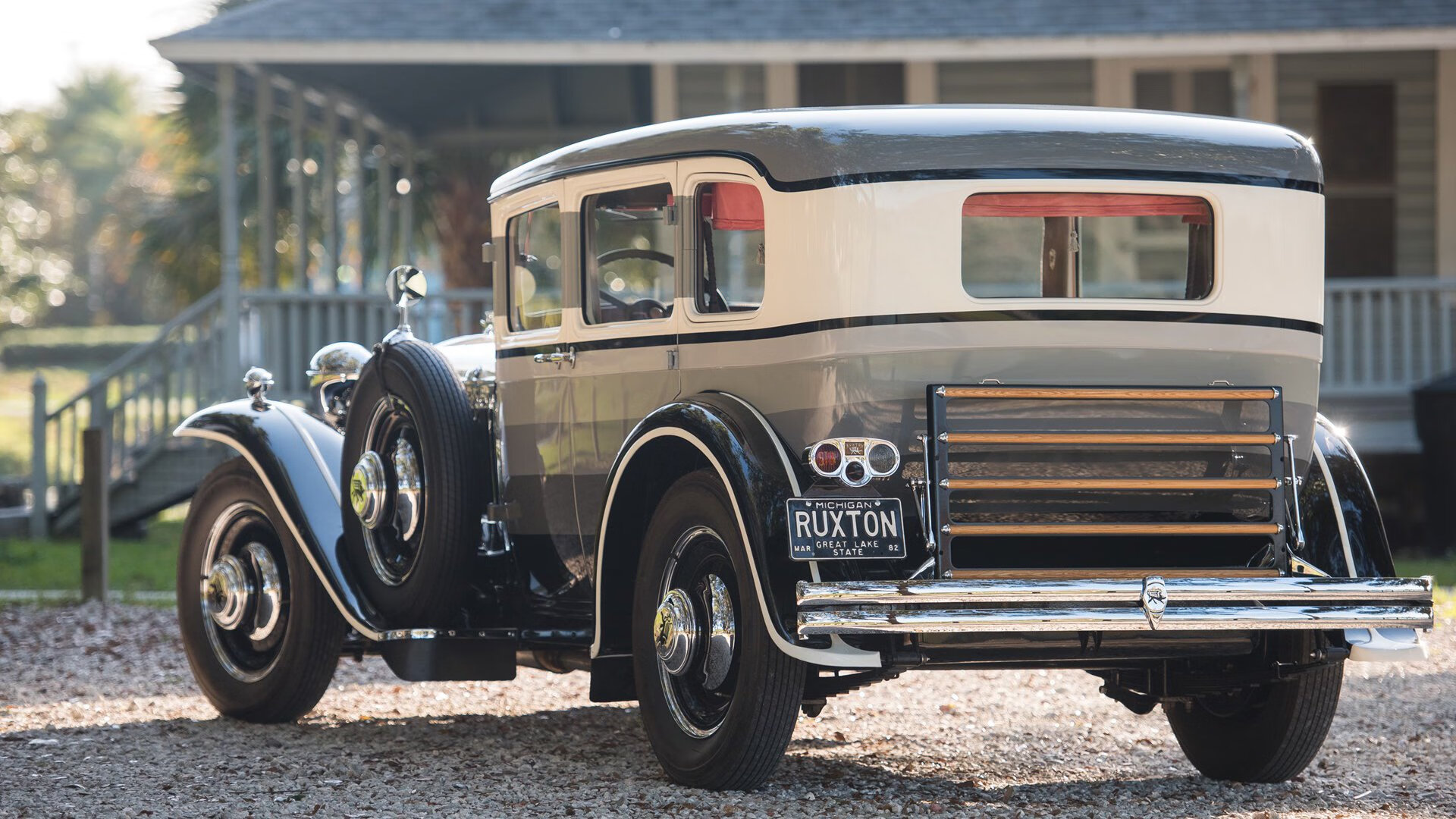 福克斯爆发与吉林队防守，唯一性锁死鹈鹕的战术奇迹