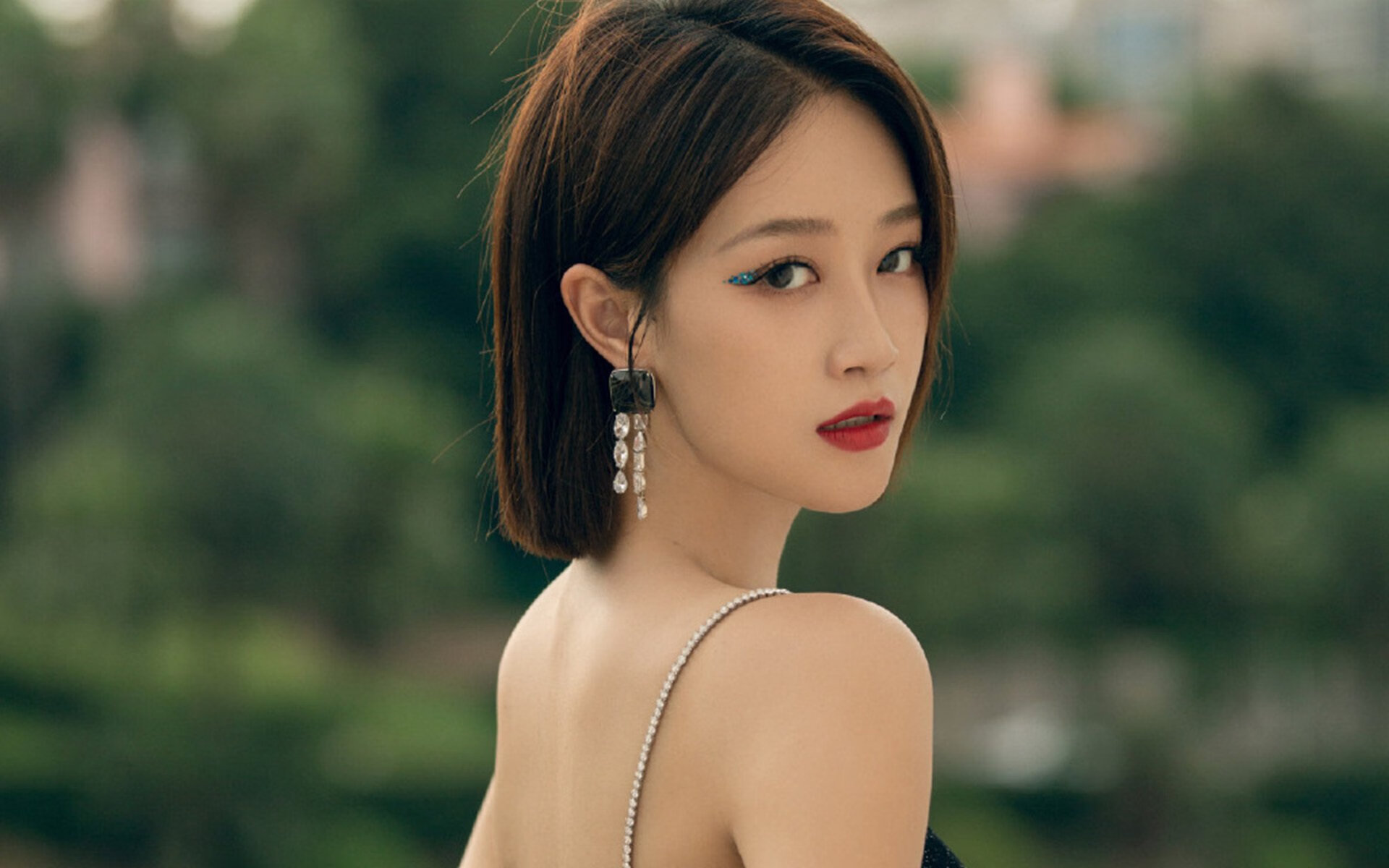 引题，当范乔丹遇上库里—唯一性存在于对抗的洪流中焦点战两记三分定江山 范弗利特证明身价 勇士击穿费城铁幕