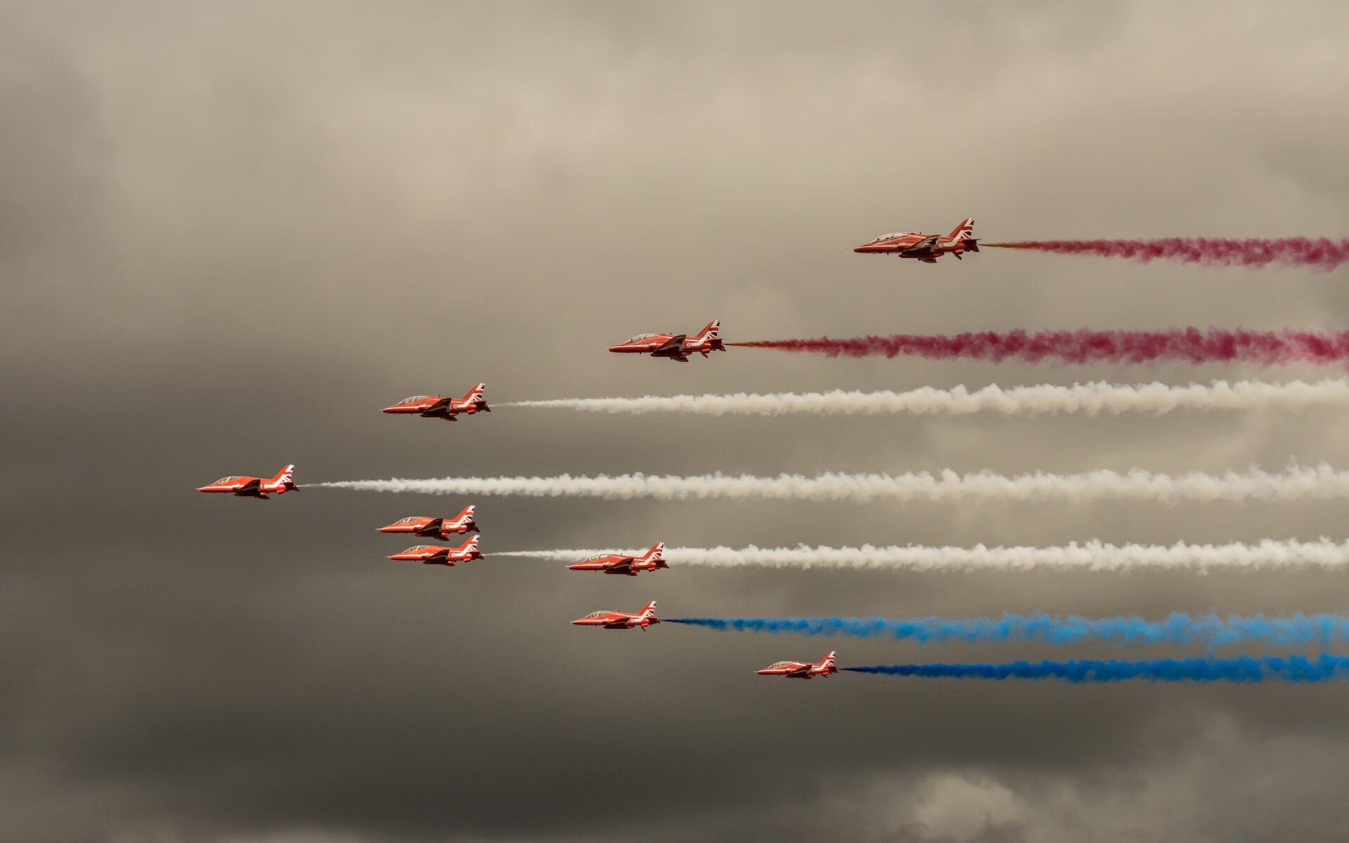 东瀛风暴搅动蓝黑军团，黄喜灿绝杀定乾坤