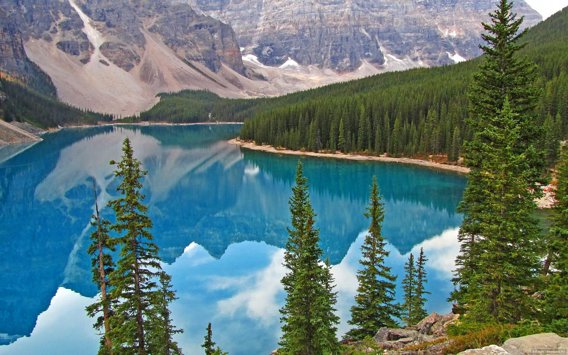 绿茵王权,半决赛夜,新王以统治级表现锁定温布利之门